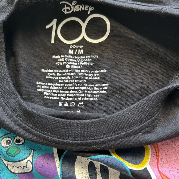 Disney 100 Adult Unisex Graphic Short Sleeve Crewneck Tee T-Shirt Black NEW NWT - Picture 4 of 4